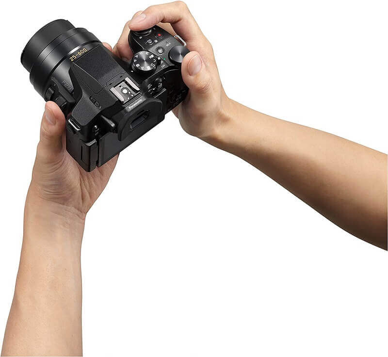 Panasonic Lumix DMC-FZ300